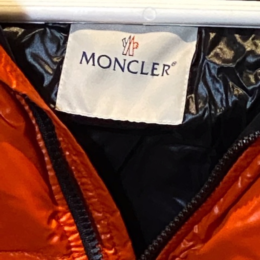 MONCLER Down Jacket - Picture 2 of 3